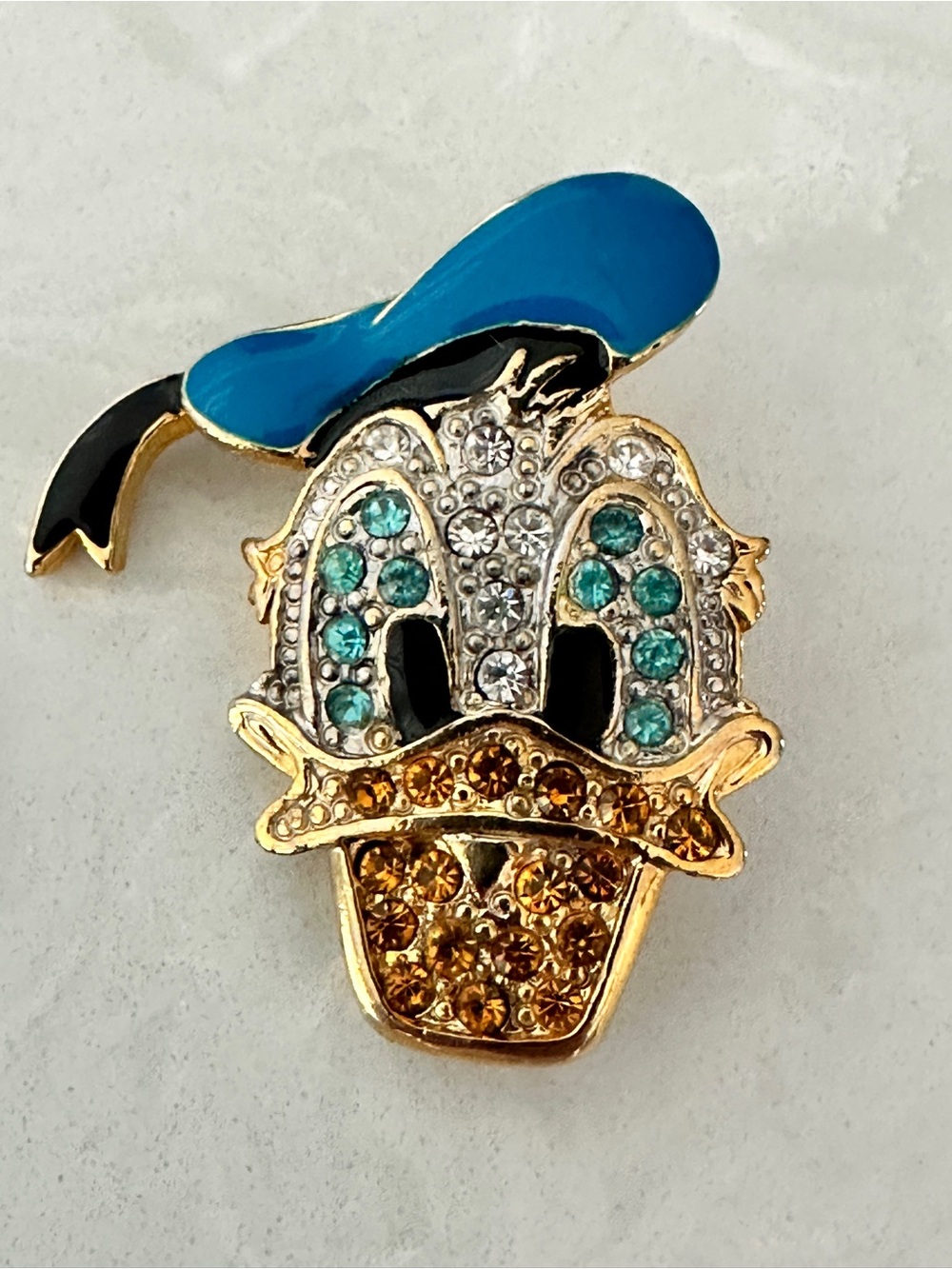 Disney Donald Duck Enamel Pave Crystal Or Rhinestone Pin Pendant Brooch